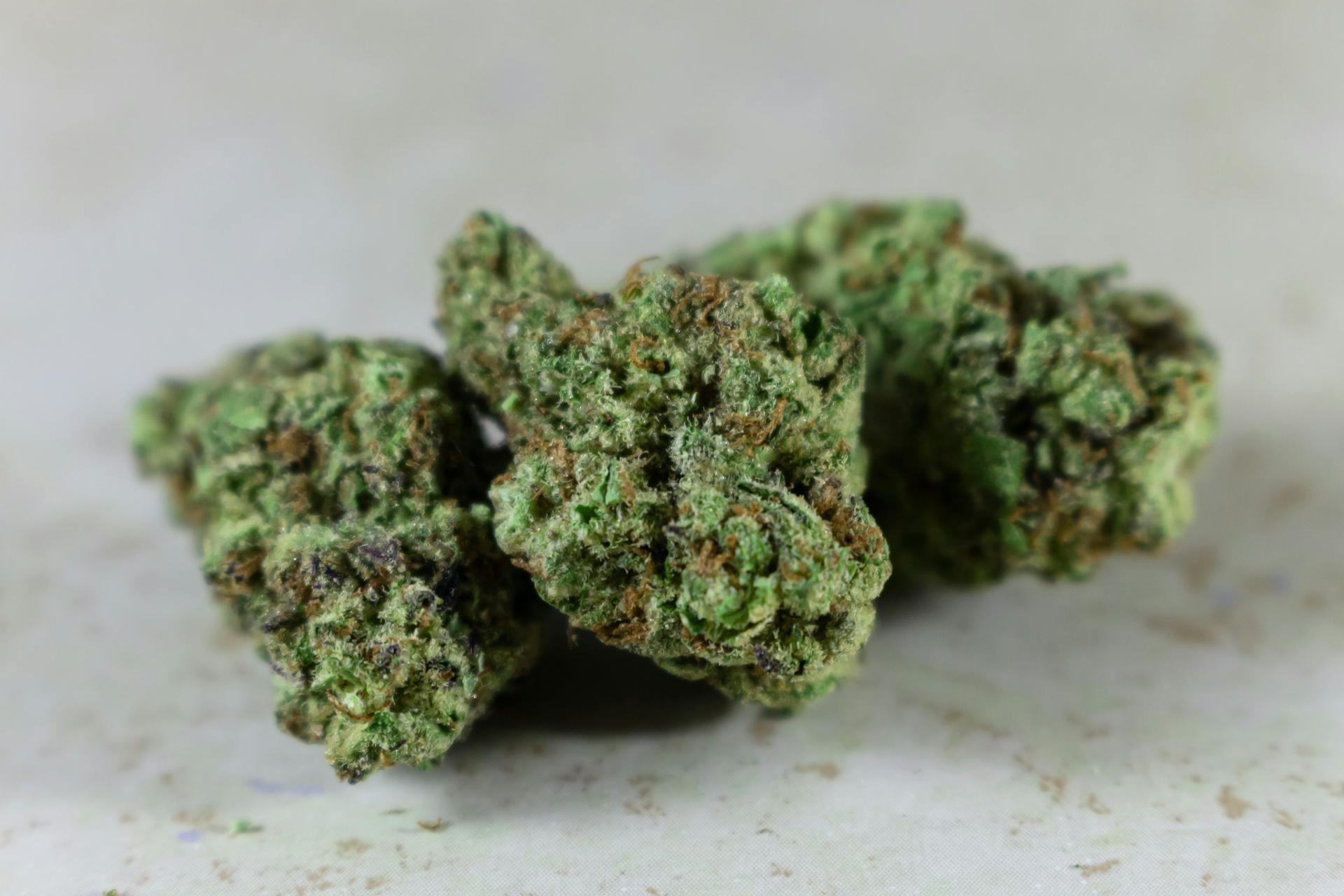 Best Indica Online in Canada | BC Weed Edible Canada